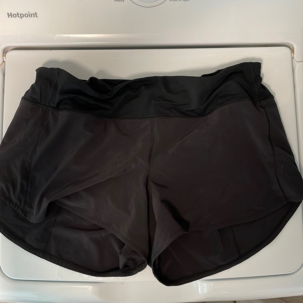 Lulu lemon short